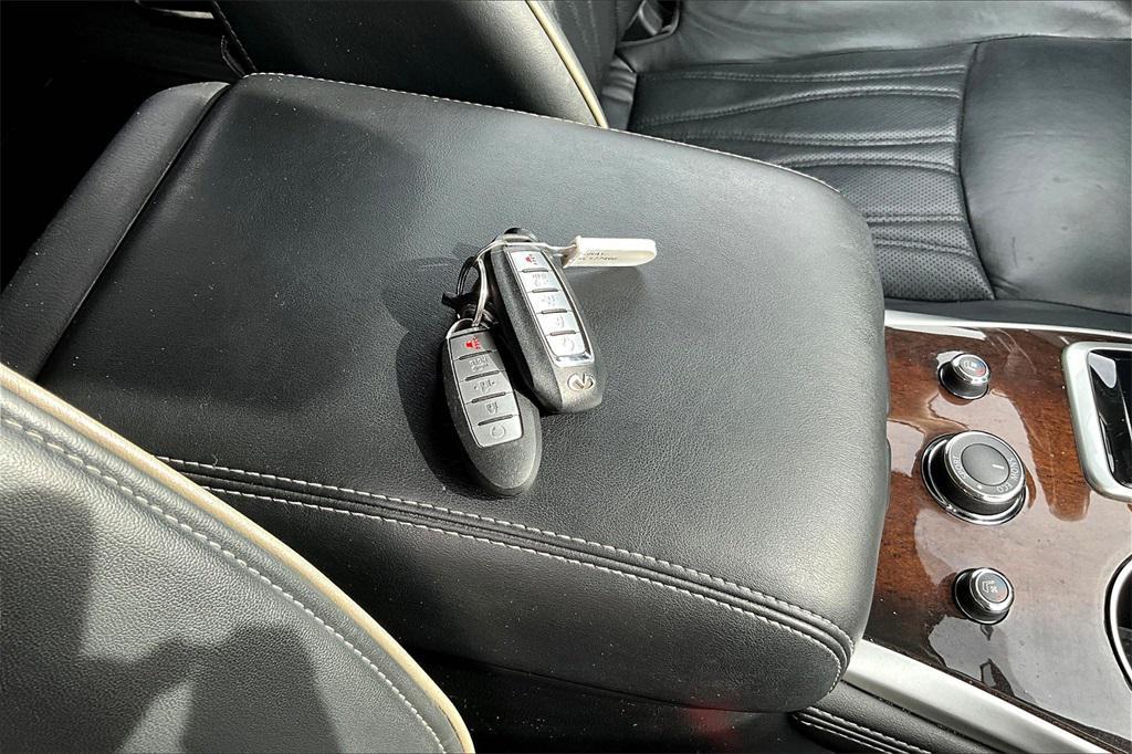 used 2019 INFINITI QX60 car, priced at $18,000