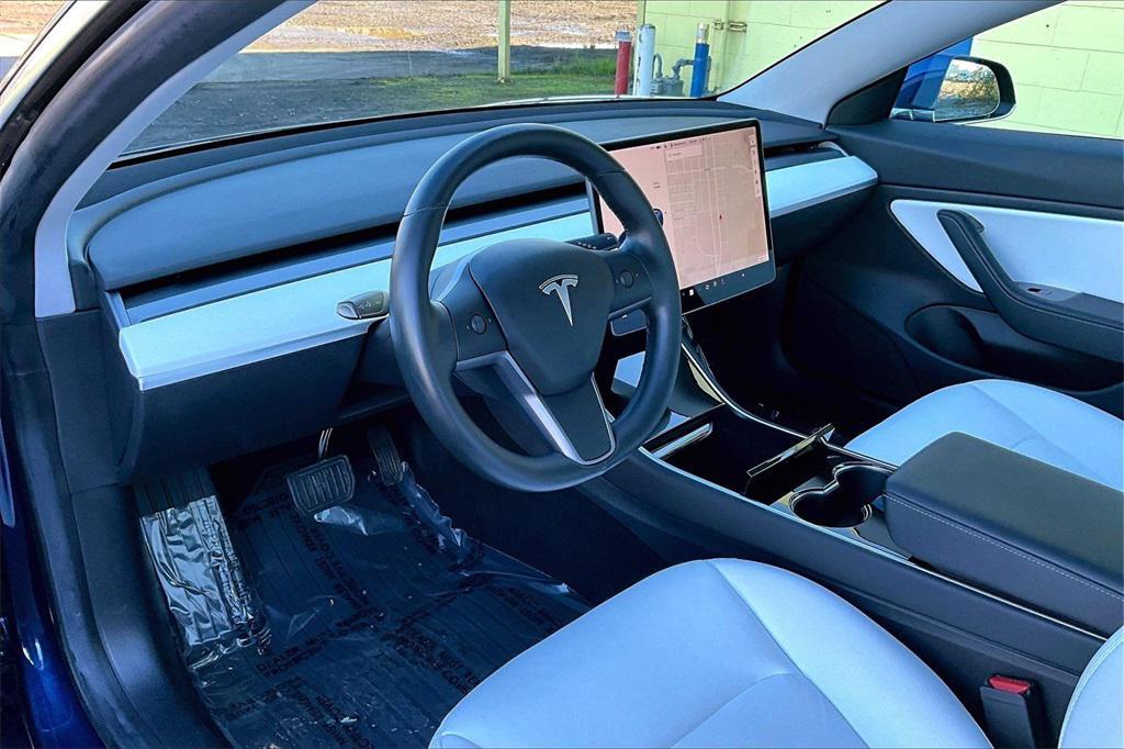 used 2019 Tesla Model 3 car
