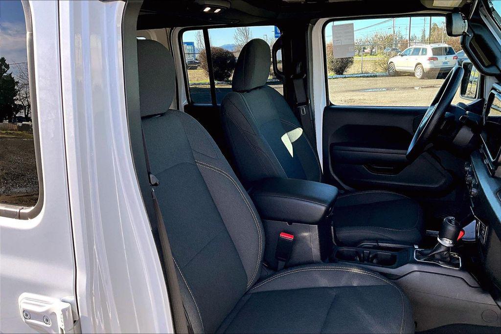 used 2025 Jeep Wrangler car, priced at $33,637