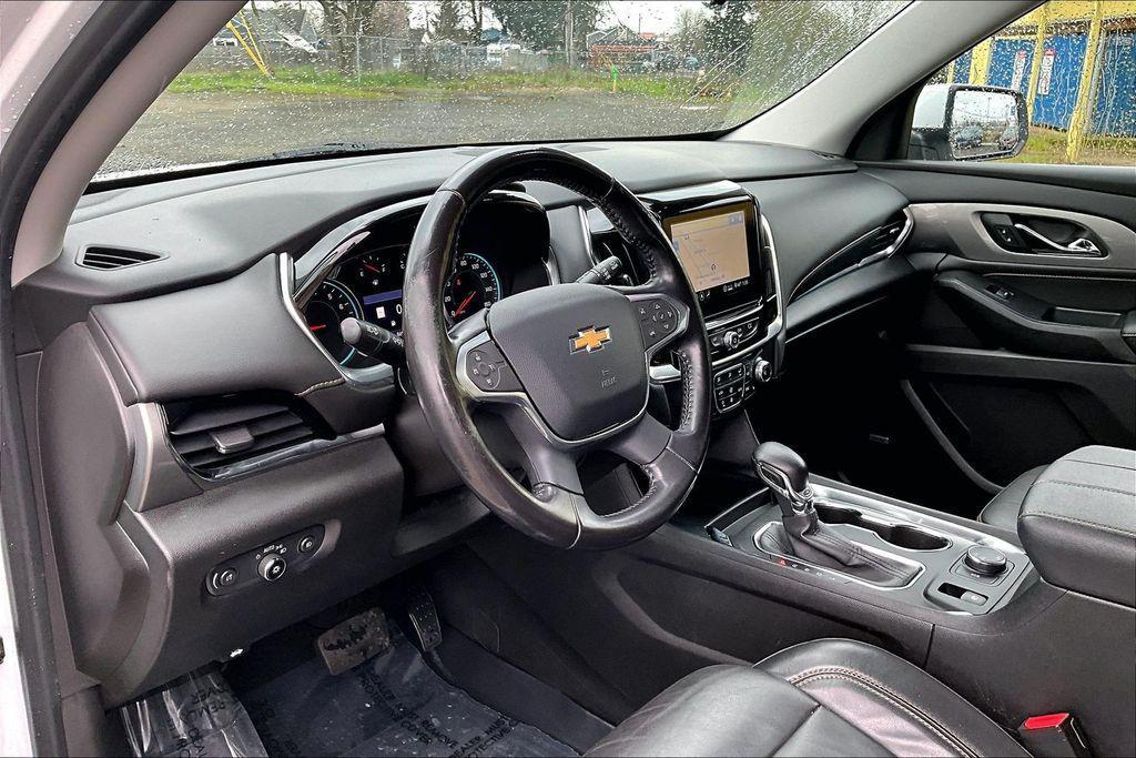 used 2021 Chevrolet Traverse car, priced at $22,760