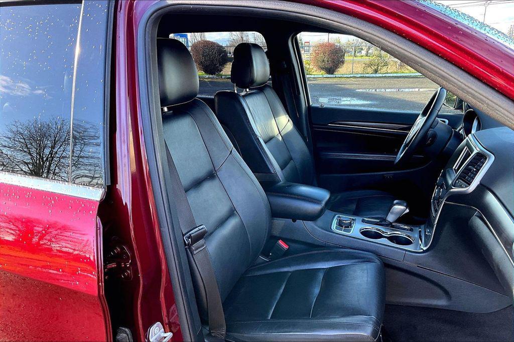 used 2018 Jeep Grand Cherokee car, priced at $16,431