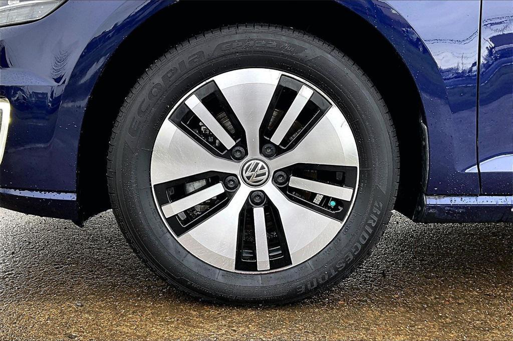 used 2019 Volkswagen e-Golf car, priced at $13,799