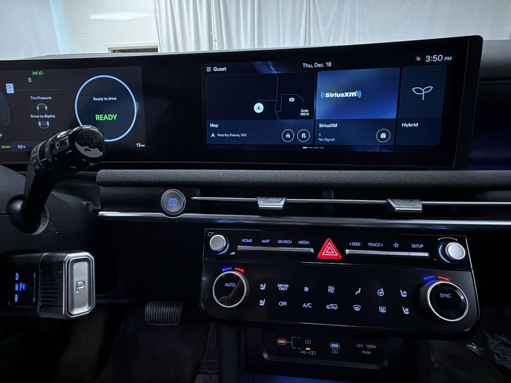 new 2026 Hyundai TUCSON Hybrid car, priced at $43,305