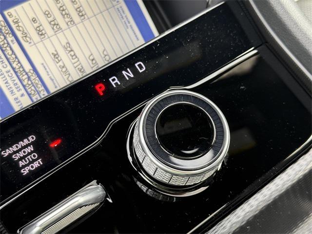 new 2025 Jeep Grand Cherokee car, priced at $52,039