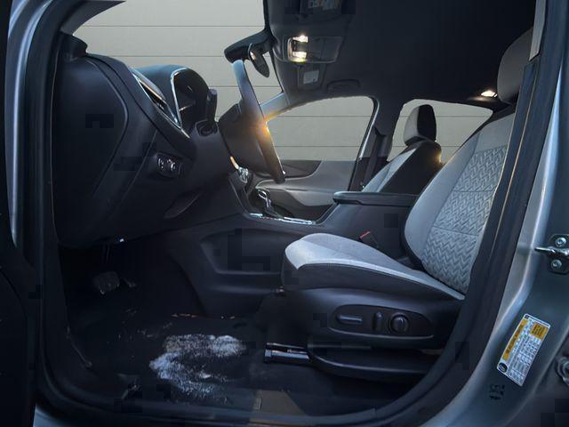 used 2024 Chevrolet Equinox car, priced at $21,494