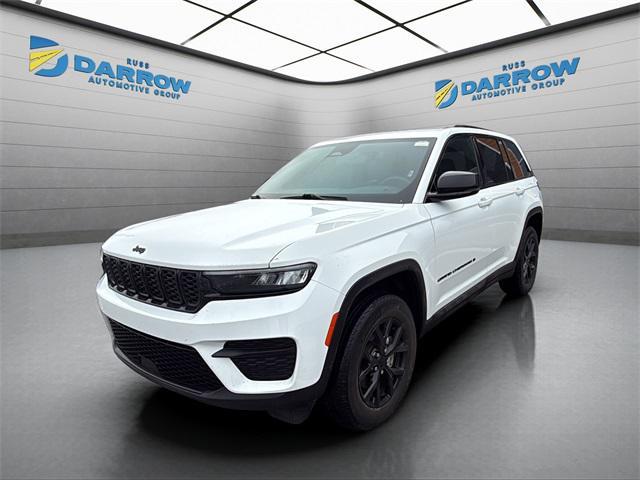 used 2024 Jeep Grand Cherokee car, priced at $28,252