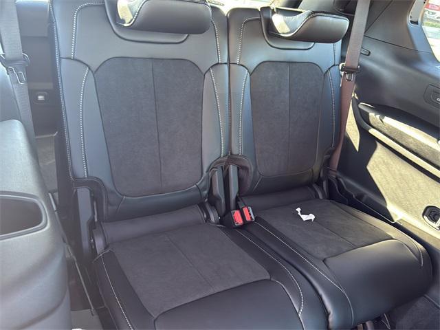 new 2025 Jeep Grand Cherokee L car, priced at $47,494