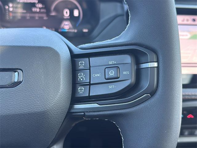 new 2026 Jeep Cherokee car, priced at $43,691