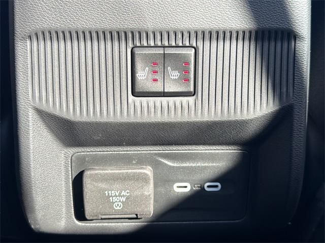 new 2026 Jeep Cherokee car, priced at $43,691