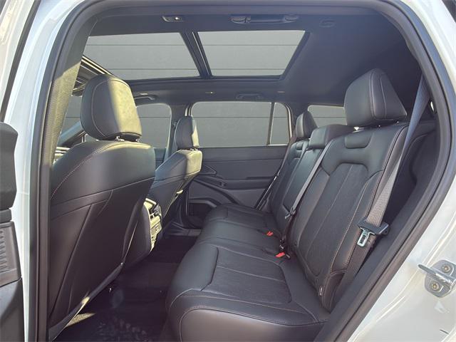 new 2026 Jeep Cherokee car, priced at $43,691