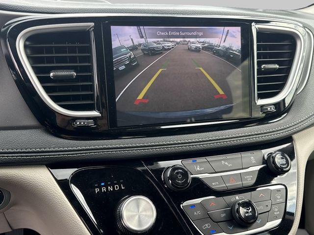 used 2023 Chrysler Pacifica Hybrid car, priced at $26,174