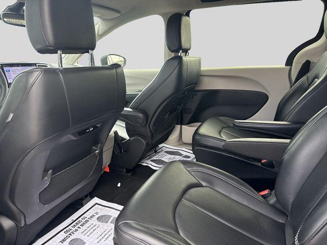 used 2023 Chrysler Pacifica Hybrid car, priced at $26,174