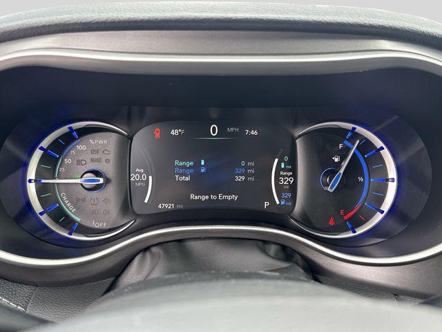 used 2023 Chrysler Pacifica Hybrid car, priced at $26,174