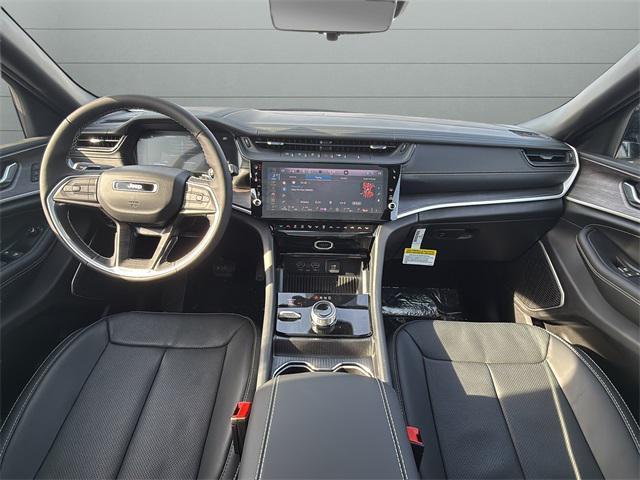 new 2026 Jeep Grand Cherokee car, priced at $55,850