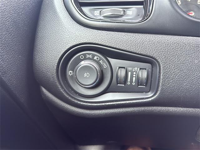 used 2020 Jeep Renegade car, priced at $14,790