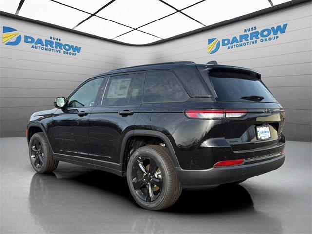 new 2025 Jeep Grand Cherokee car, priced at $51,676