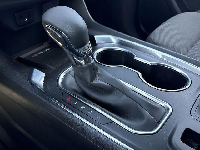 used 2023 Chevrolet Traverse car, priced at $29,500