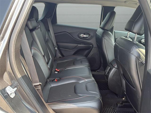 used 2022 Jeep Cherokee car, priced at $21,811