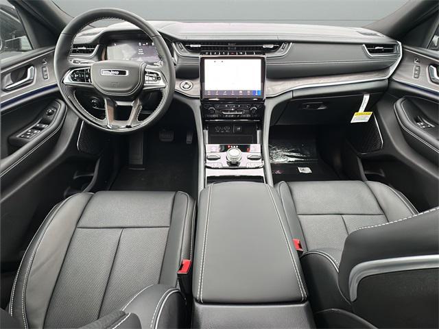 new 2025 Jeep Grand Cherokee car, priced at $63,182