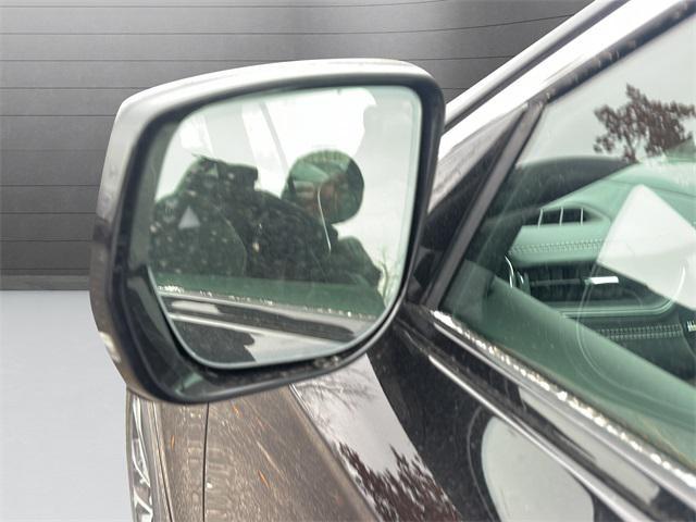 new 2025 Jeep Grand Cherokee car, priced at $63,182