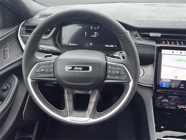 new 2025 Jeep Grand Cherokee car, priced at $51,061