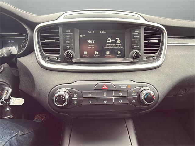 used 2020 Kia Sorento car, priced at $14,196