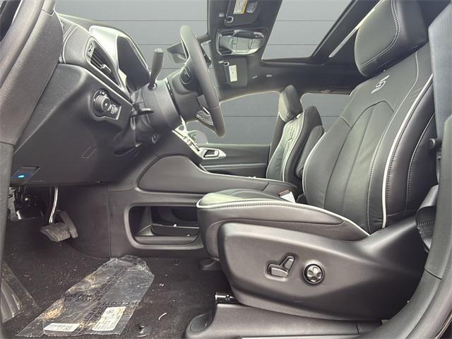 new 2026 Chrysler Pacifica car, priced at $53,390