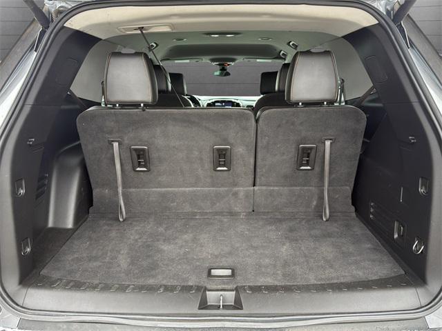 used 2021 Chevrolet Traverse car, priced at $25,900