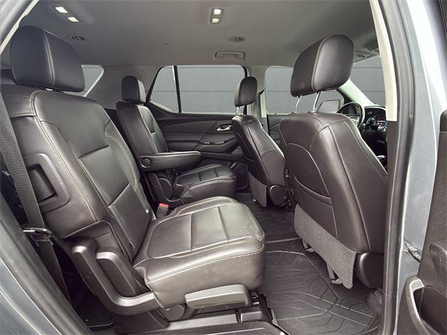 used 2021 Chevrolet Traverse car, priced at $25,900