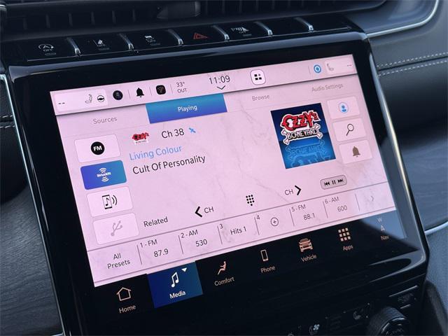 new 2025 Jeep Grand Cherokee car, priced at $53,014