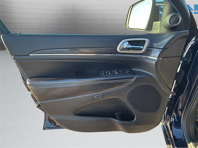 used 2017 Jeep Grand Cherokee car, priced at $14,768