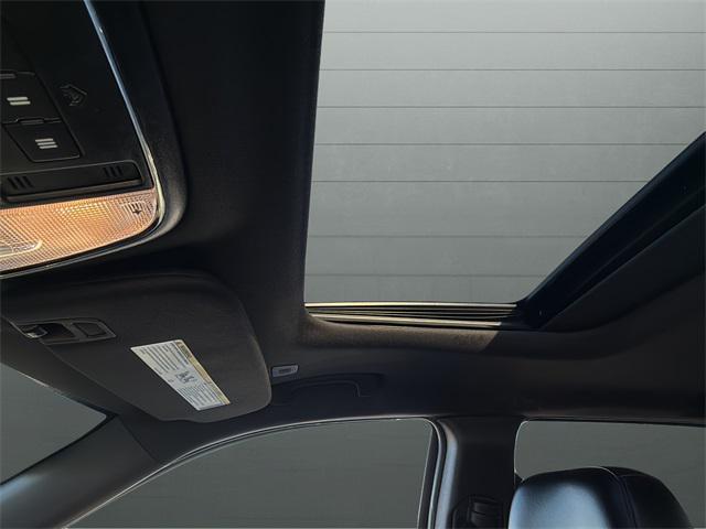 used 2017 Jeep Grand Cherokee car, priced at $14,768