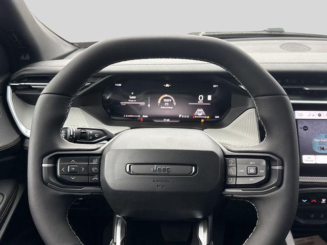 new 2026 Jeep Cherokee car, priced at $41,499