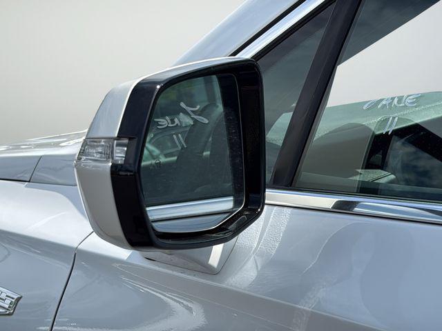 used 2023 Cadillac XT6 car, priced at $39,112