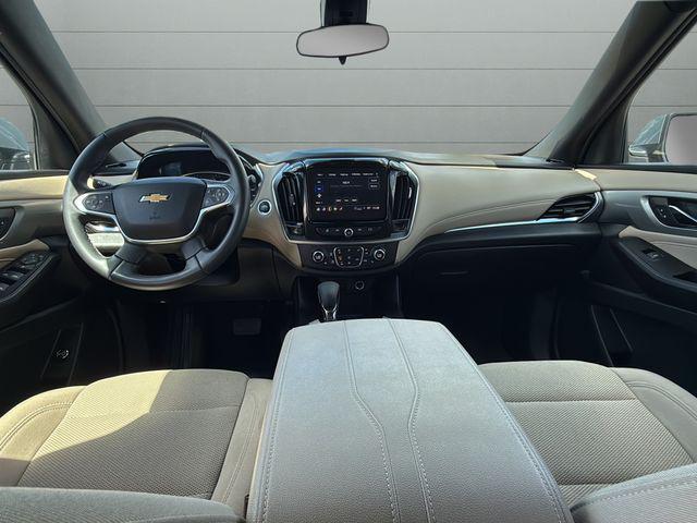 used 2023 Chevrolet Traverse car, priced at $33,093