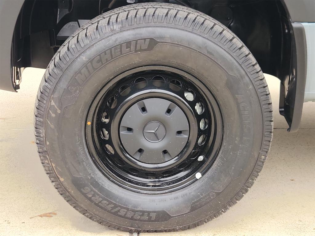 new 2026 Mercedes-Benz Sprinter 2500 car, priced at $83,095