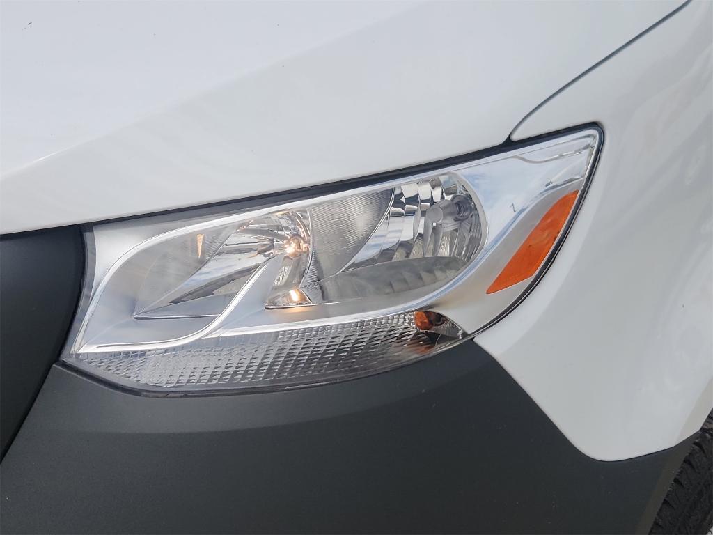 new 2025 Mercedes-Benz Sprinter 3500 car, priced at $68,579