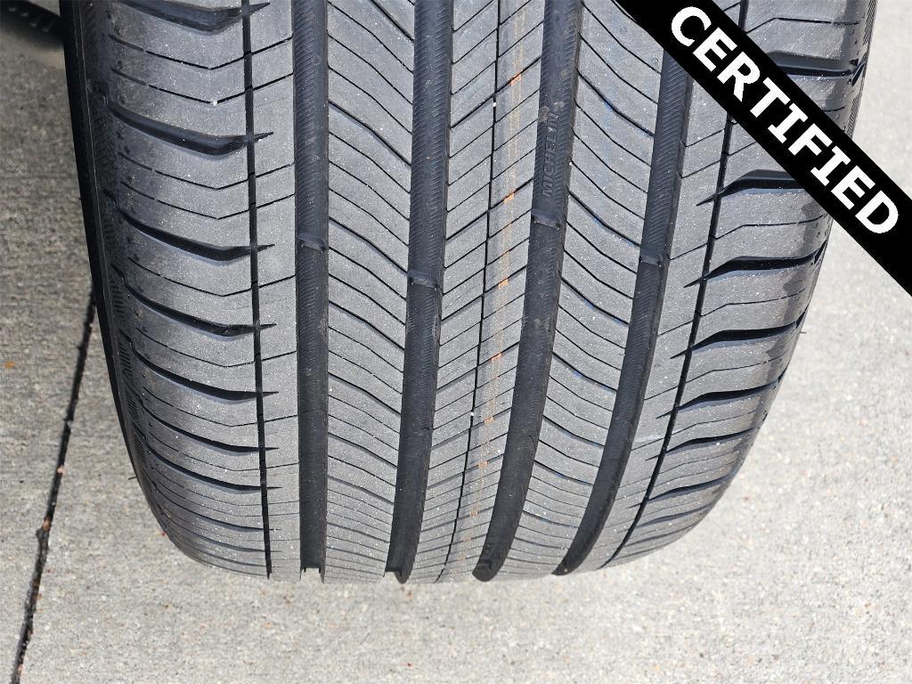 used 2023 Mercedes-Benz GLC 300 car, priced at $37,498