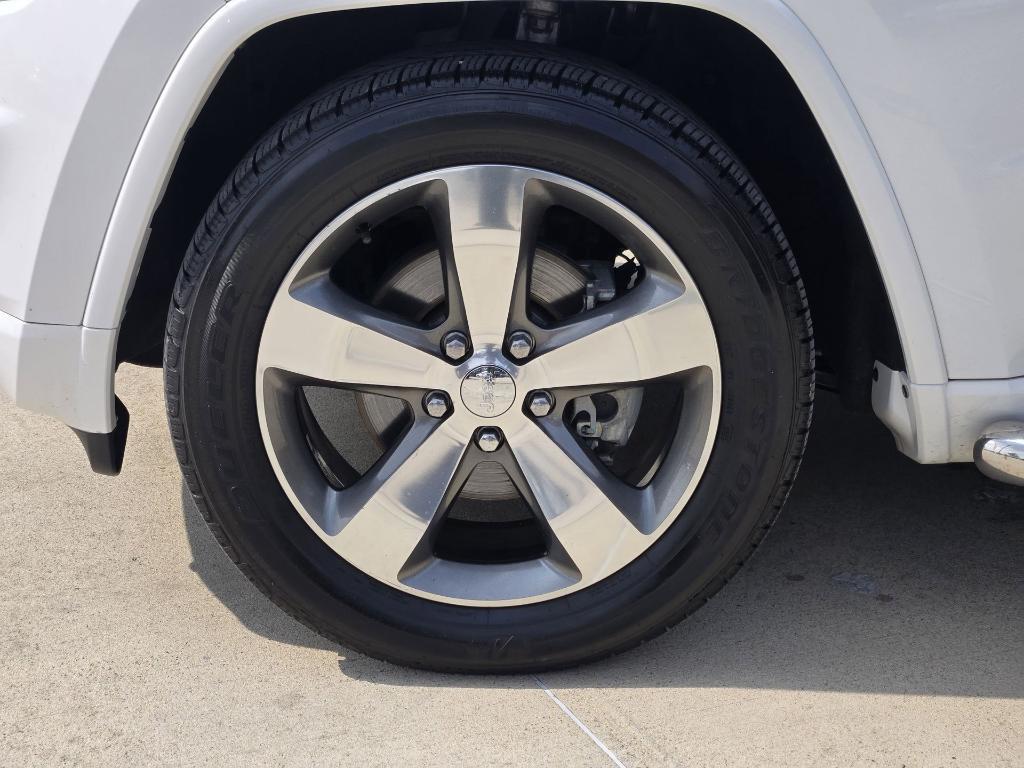 used 2016 Jeep Grand Cherokee car, priced at $15,798