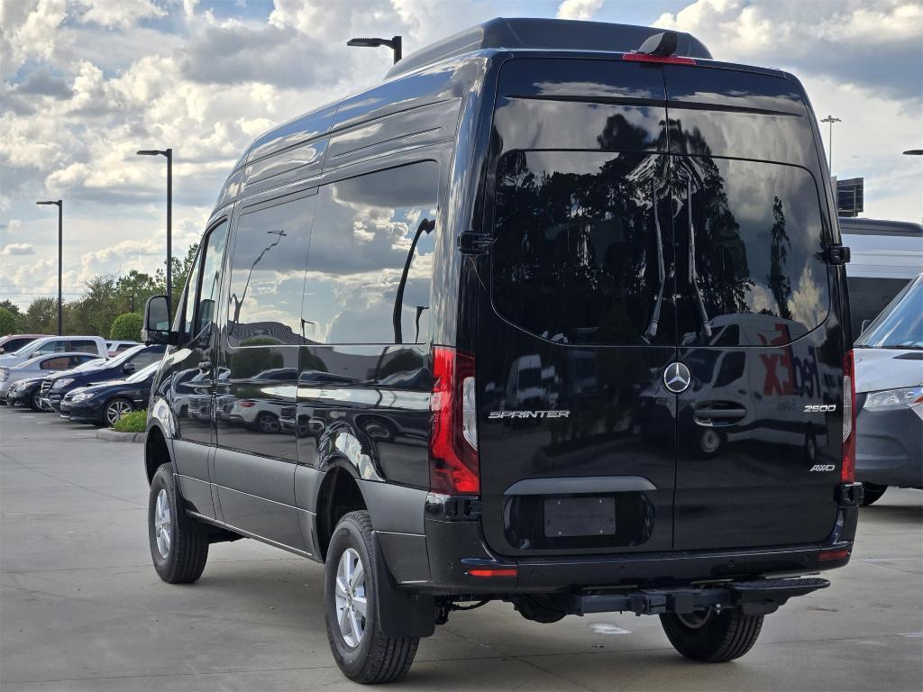 new 2025 Mercedes-Benz Sprinter 2500 car, priced at $94,567