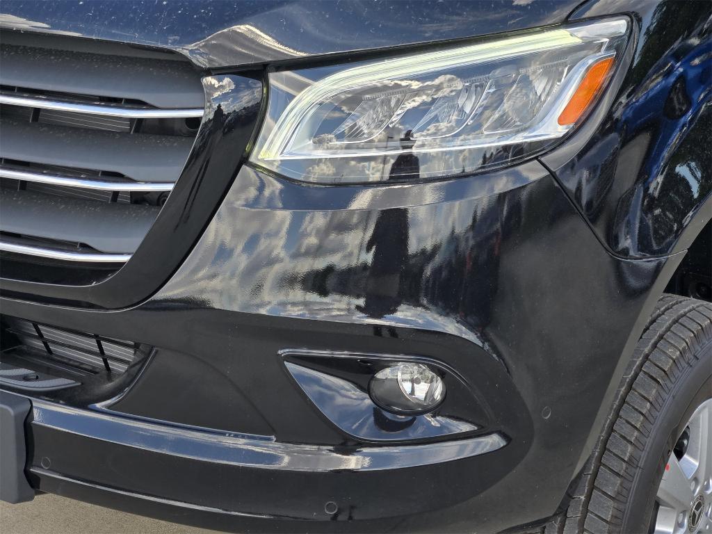new 2025 Mercedes-Benz Sprinter 2500 car, priced at $94,567