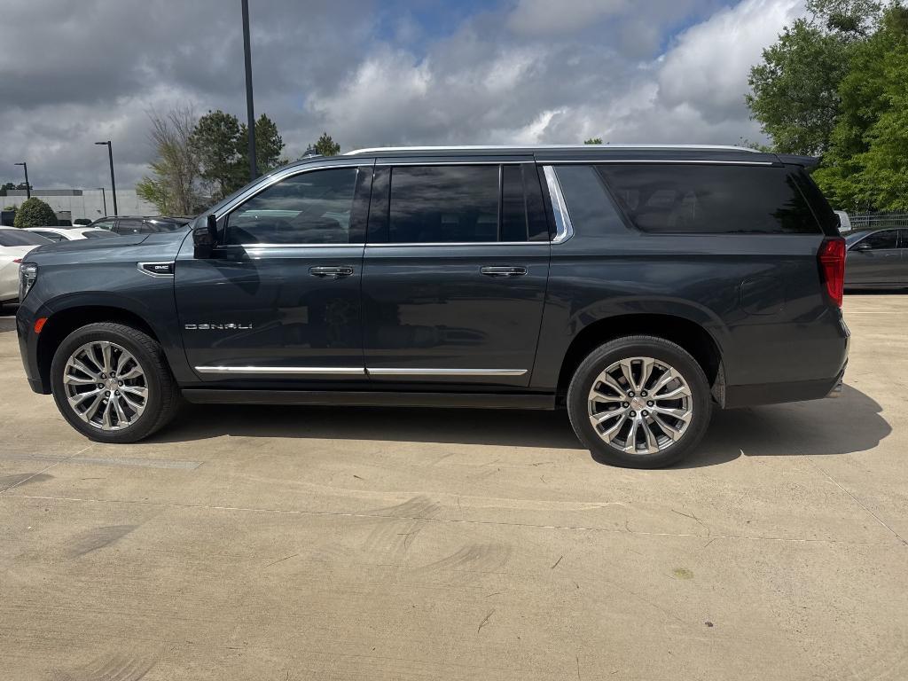 used 2021 GMC Yukon XL car, priced at $36,998