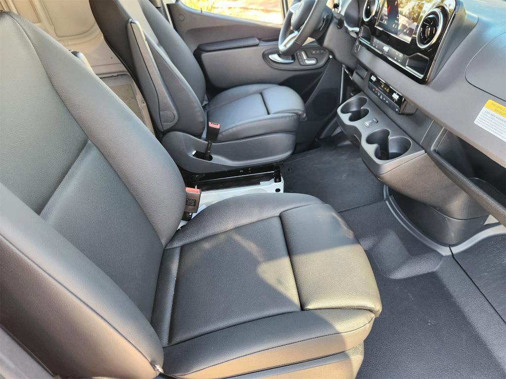 new 2025 Mercedes-Benz Sprinter 2500 car, priced at $86,332