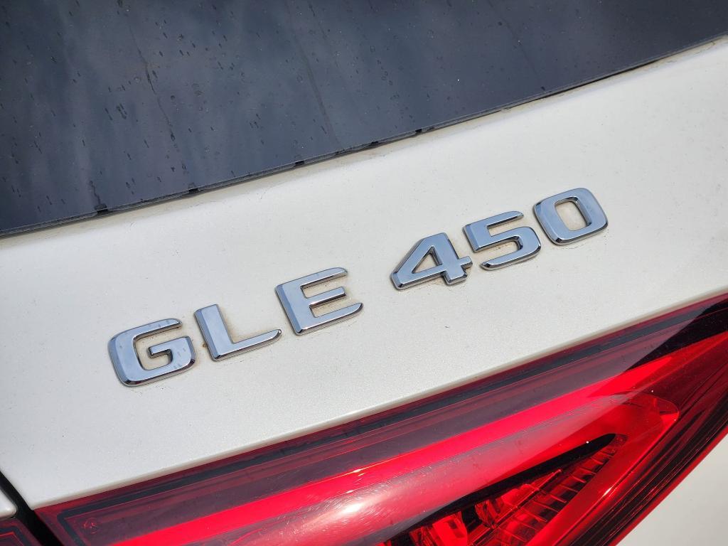 used 2022 Mercedes-Benz GLE 450 car, priced at $39,998