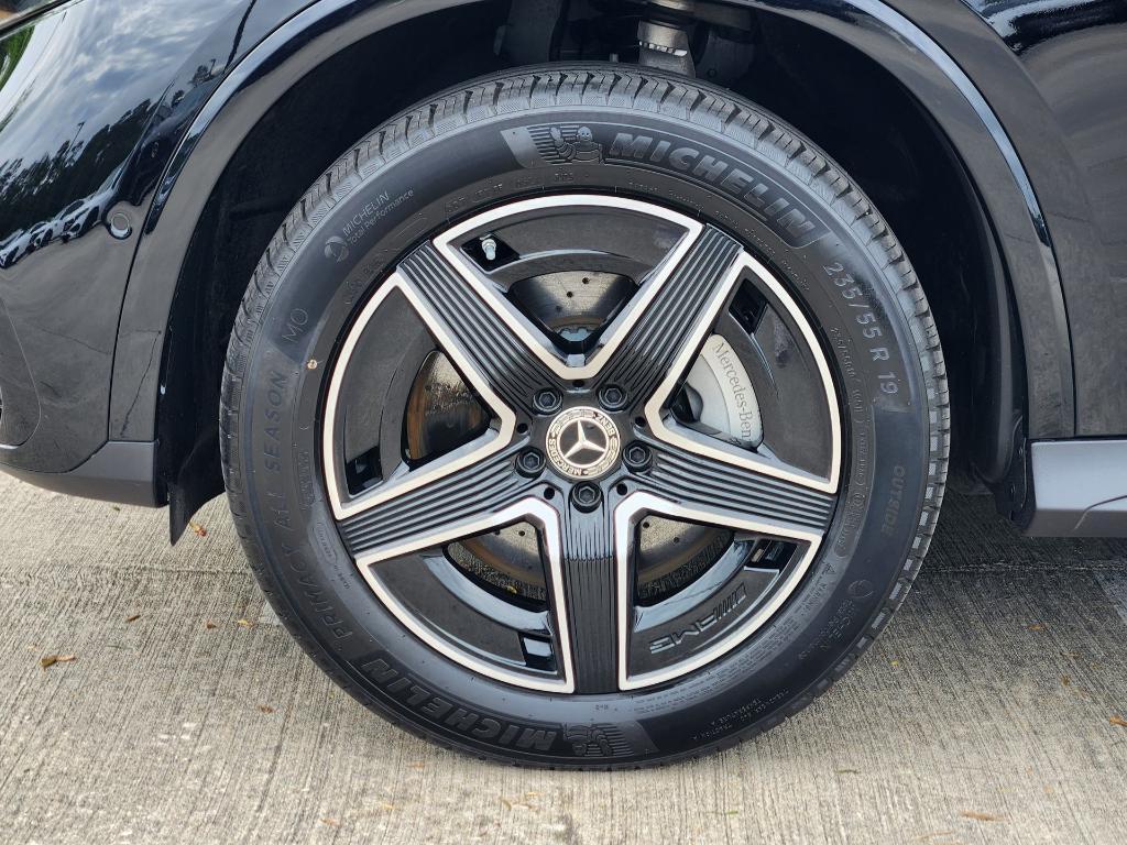 used 2026 Mercedes-Benz GLC 300 car, priced at $51,298