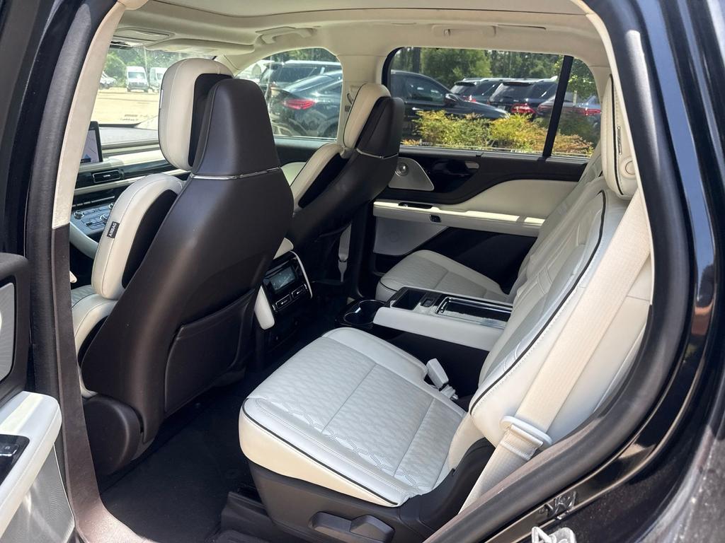 used 2020 Lincoln Aviator car, priced at $41,223