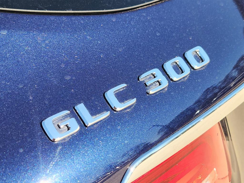 used 2018 Mercedes-Benz GLC 300 car, priced at $13,998