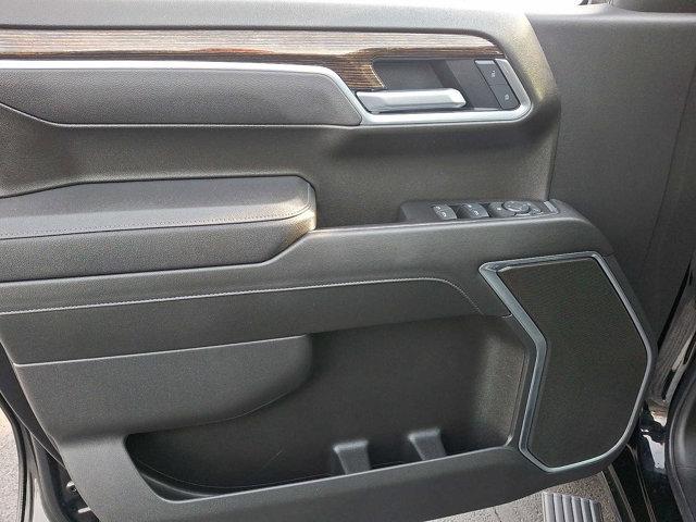 used 2025 GMC Sierra 1500 car, priced at $44,020