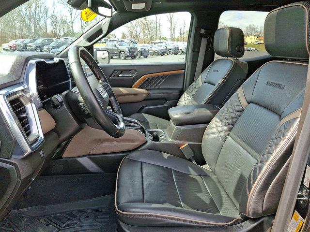 used 2023 GMC Canyon car, priced at $39,995