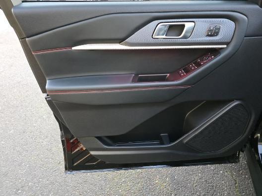 used 2025 Ford Explorer car, priced at $43,950